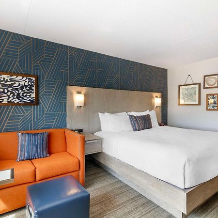 Best Western Plus Landmark Inn Laconia Buitenkant foto